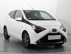 Biały Używany 2019 Toyota Aygo Hatchback | 41 999 zł (Uczciwa cena)