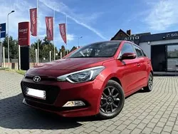 Czerwony Używany 2017 Hyundai i20 Hatchback | 32 000 zł (Dobra cena)