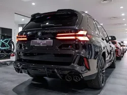 Czarny szafir metalizowany Używany 2024 BMW X5 M Competition Edition SUV | 629 900 zł