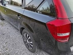 Czarny Używany 2011 Kia Ceed Hatchback | 13 500 zł (Uczciwa cena)