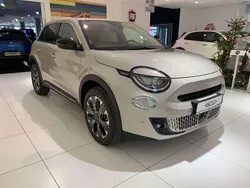 Lakier metalizowany lazurowy acqua Nowe 2025 Fiat 600 La Prima Hatchback | 114 030 zł