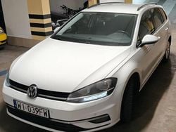 Biały Używany 2017 VW Golf VII Comfortline Kombi | 36 900 zł (Uczciwa cena)