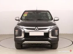 Czarny Używany 2019 Mitsubishi L200 Pickup | 103 999 zł