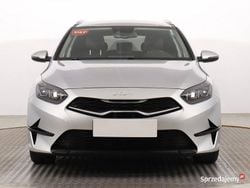 Srebrny Używany 2022 Kia Ceed Kombi | 75 999 zł (Uczciwa cena)