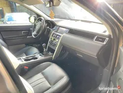 Złoty Używany 2016 Land Rover Discovery Sport SUV | 49 990 zł (Dość drogi)