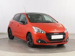 Pomarańczowy Używany 2015 Peugeot 208 Hatchback | 27 999 zł (Uczciwa cena)
