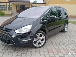 Czarny Używany 2011 Ford S-MAX Titanium Minivan | 28 900 zł (Uczciwa cena)