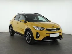 Żółty Używany 2018 Kia Stonic SUV | 57 999 zł (Dość drogi)