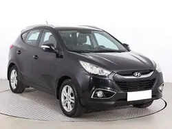 Czarny Używany 2010 Hyundai ix35 SUV | 33 999 zł (Dość drogi)