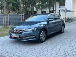 Szary Używany 2020 Skoda Superb Sedan/Limuzyna | 89 800 zł (Dobra cena)