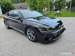 Używany 2018 VW Arteon R-line Sedan/Limuzyna | 84 900 zł (Uczciwa cena)