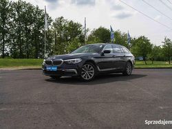Niebieski Używany 2017 BMW 520 Kombi | 78 999 zł (Dobra cena)