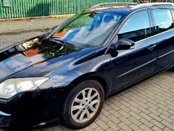 Czarny Używany 2008 Renault Laguna III Kombi | 11 000 zł (Uczciwa cena)