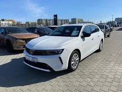 Biały Używany 2023 Opel Astra Edition | 74 900 zł
