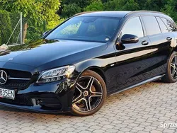Czarny Używany 2021 Mercedes A220 Edition Kombi | 124 300 zł
