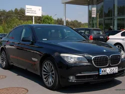 Czarny (metalik) Używany 2008 BMW 750 Sedan/Limuzyna | 120 000 zł