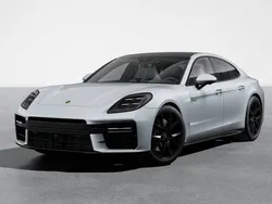 Ice grey metallic Nowe 2024 Porsche Panamera 4 Sedan/Limuzyna | 789 001 zł (Dość drogi)