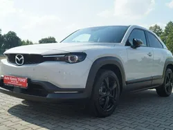 Biały (metalik) Używany 2020 Mazda MX30 SUV | 65 900 zł