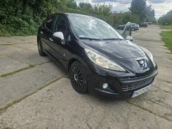 Czarny Używany 2011 Peugeot 207 Hatchback | 10 000 zł