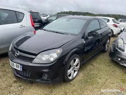 Czarny Używany 2010 Opel Astra GTC Sport Coupe | 5000 zł (Drogi)