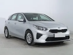 Srebrny Używany 2020 Kia Ceed 2 Hatchback | 44 999 zł (Uczciwa cena)