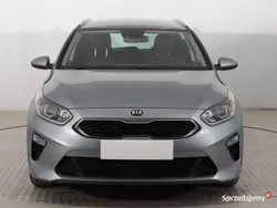 Szary Używany 2021 Kia Ceed Kombi | 51 499 zł (Uczciwa cena)