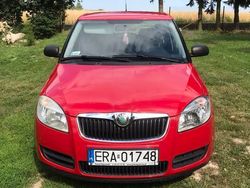 Czerwony Używany 2009 Skoda Fabia Hatchback | 11 000 zł (Uczciwa cena)
