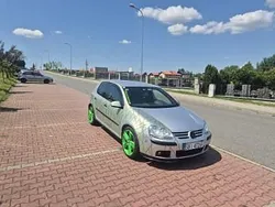 Srebrny Używany 2005 VW Golf V Hatchback | 19 500 zł (Drogi)