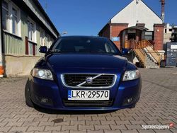 Niebieski Używany 2010 Volvo V50 Kombi | 20 000 zł