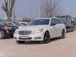 Biały Używany 2011 Mercedes E350 Kombi | 44 000 zł (Uczciwa cena)