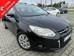 Czarny (metalik) Używany 2012 Ford Focus Titanium Kombi | 16 900 zł (Uczciwa cena)