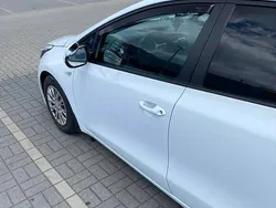 Biały Używany 2017 Kia Ceed Kombi | 23 900 zł (Super Cena)