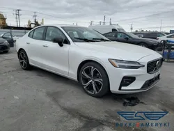Biały Używany 2023 Volvo S60 Sedan/Limuzyna | 69 010 zł