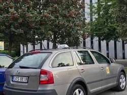 Używany 2011 Skoda Octavia Scout Scout 4x4 Kombi | 49 999 zł