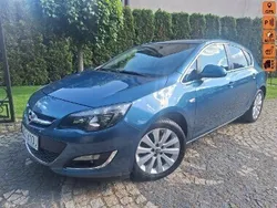 Niebieski (metalik, perła) Używany 2014 Opel Astra Cosmo Hatchback | 28 900 zł (Uczciwa cena)