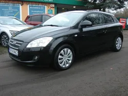 Czarny Używany 2008 Kia Ceed 2 Hatchback | 8900 zł