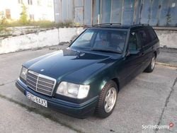 Używany 1995 Mercedes 220 Kombi | 12 000 zł