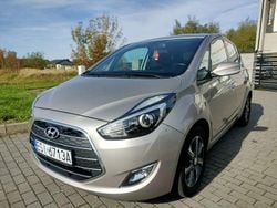 Złoty (metalik) Używany 2017 Hyundai ix20 Minivan | 44 900 zł (Dość drogi)