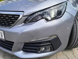 Srebrny Używany 2017 Peugeot 308 GT-line Kombi | 49 500 zł (Drogi)