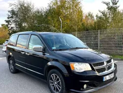 Czarny Używany 2016 Dodge Grand Caravan SXT Minivan | 55 900 zł (Dość drogi)