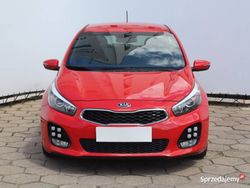 Czerwony Używany 2015 Kia Ceed Hatchback | 36 499 zł (Uczciwa cena)