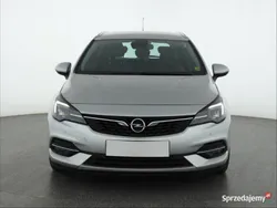 Srebrny Używany 2020 Opel Astra Kombi | 43 999 zł (Uczciwa cena)