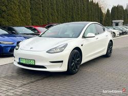 Biały Używany 2023 Tesla Model 3 Sedan/Limuzyna | 102 900 zł