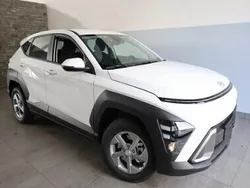 Biały Używany 2023 Hyundai Kona SUV | 107 900 zł (Dość drogi)