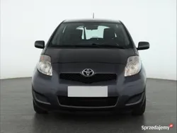 Srebrny Używany 2012 Toyota Yaris Hatchback | 19 999 zł (Uczciwa cena)