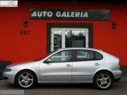 Srebrny (metalik) Używany 2002 Seat Leon Hatchback | 11 500 zł (Dość drogi)