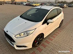 Biały Używany 2015 Ford Fiesta ST Hatchback | 48 500 zł (Drogi)