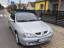 Srebrny Używany 2001 Renault Mégane Cabriolet Kabriolet | 6900 zł