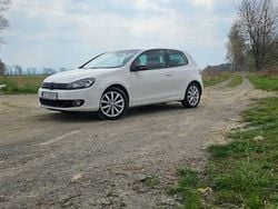 Biały Używany 2011 VW Golf VI Style Hatchback | 22 900 zł (Dość drogi)