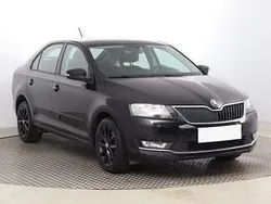 Czarny Używany 2017 Skoda Rapid Hatchback | 34 999 zł (Uczciwa cena)